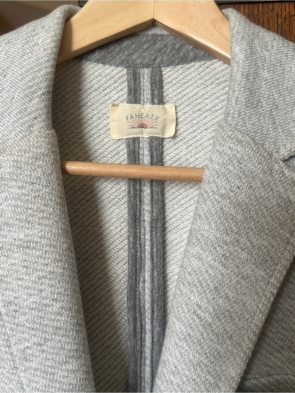 Faherty Inlet Knit Women’s Blazer - Heather Grey - Picture 3 of 5